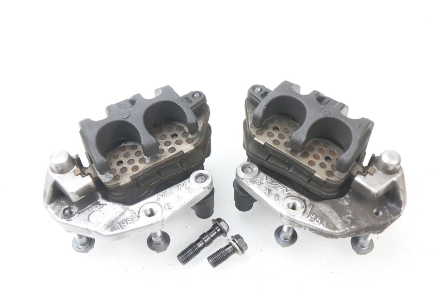 photo de PINZA FRENO DELANTERA KAWASAKI Z ABS 750 (2007 - 2013) - Primer plano técnico