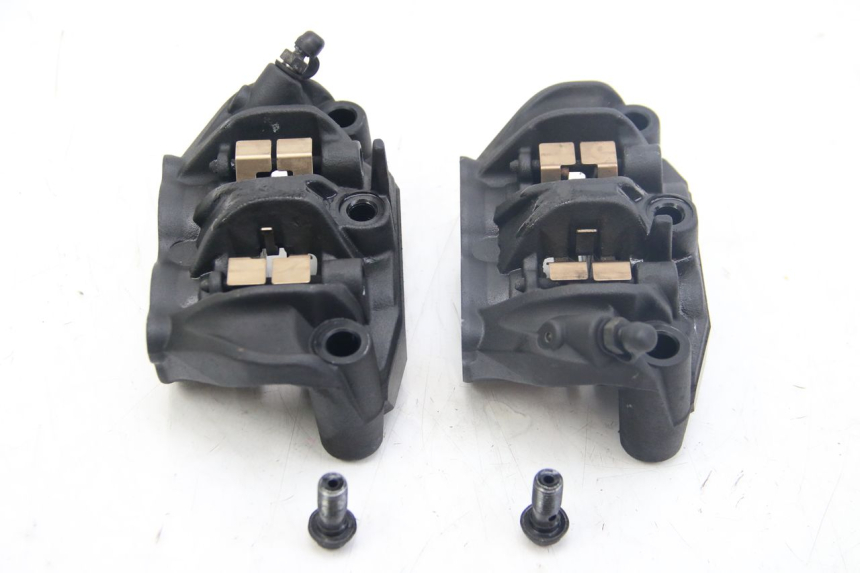 photo de PINZA DE FRENO DELANTERA KAWASAKI Z ABS 1000 (2014 - 2020) - Zoom estado de uso