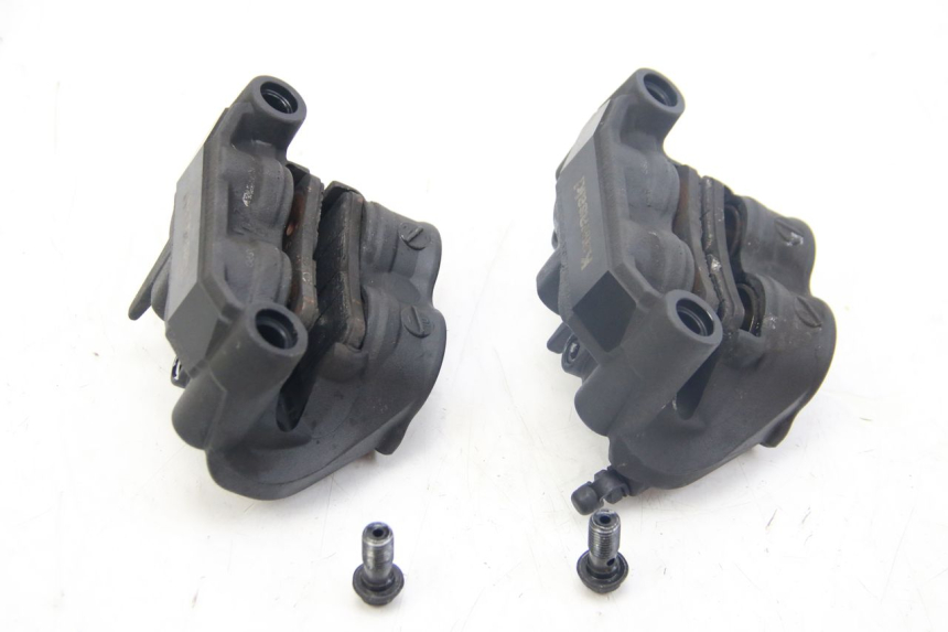 photo de PINZA DE FRENO DELANTERA KAWASAKI Z ABS 1000 (2014 - 2020) - Primer plano técnico