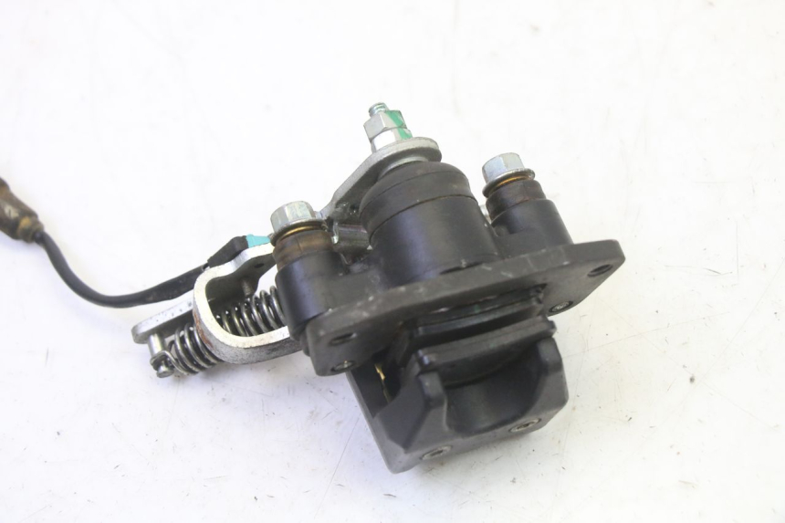 photo de PINZA DE FRENO ROLL LOCK PIAGGIO MP3 125 (2006 - 2014) - Detalles de los puntos de fijación