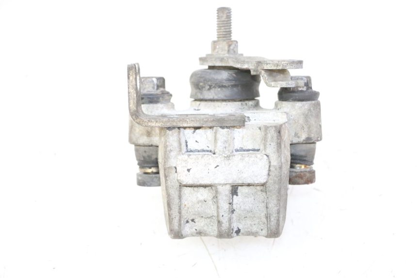 photo de PINZA DE FRENO PIAGGIO MP3 RL 250 (2006 - 2010) - Detalles de los puntos de fijación