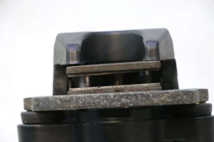 photo de PARKING PINZA FRENO PIAGGIO MP3 500 (2011 - 2015) - Zoom estado de uso