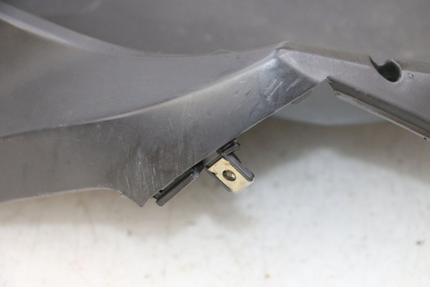 photo de CARENADO FRONTAL KYMCO AGILITY CITY 4T 50 (2008 - 2016) - Zoom sobre los componentes