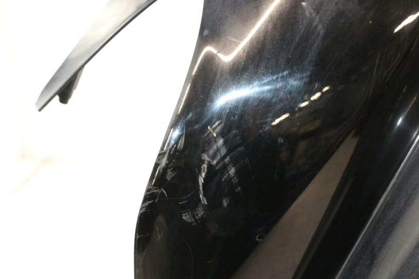 photo de CARENADO FRONTAL SUZUKI BURGMAN EXECUTIVE ABS 650 (2006 - 2012) - Estado de la superficie y material