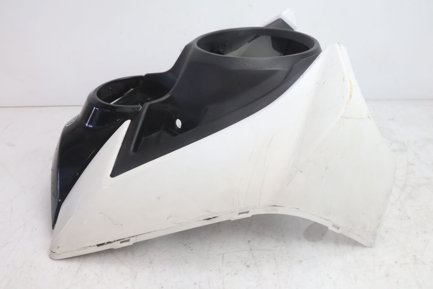 photo de CARENADO FRONTAL YAMAHA BW'S BWS 125 (2010 - 2013) - Primer plano técnico