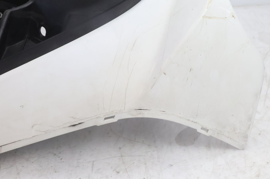 photo de CARENADO FRONTAL YAMAHA BW'S BWS 125 (2010 - 2013) - Detalles de los puntos de fijación