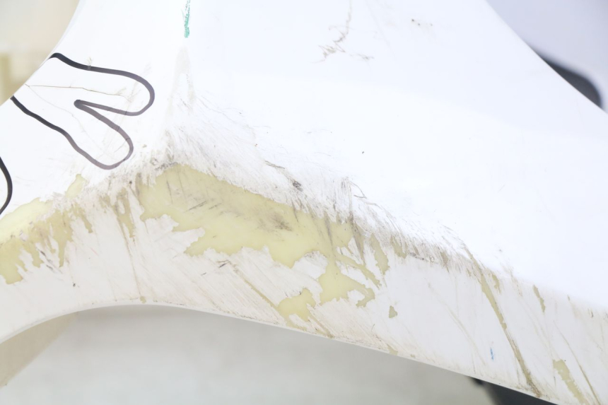 photo de FRENTE. PEUGEOT E-VIVACITY 1 (2012 - 2018) - Detalles de los puntos de fijación