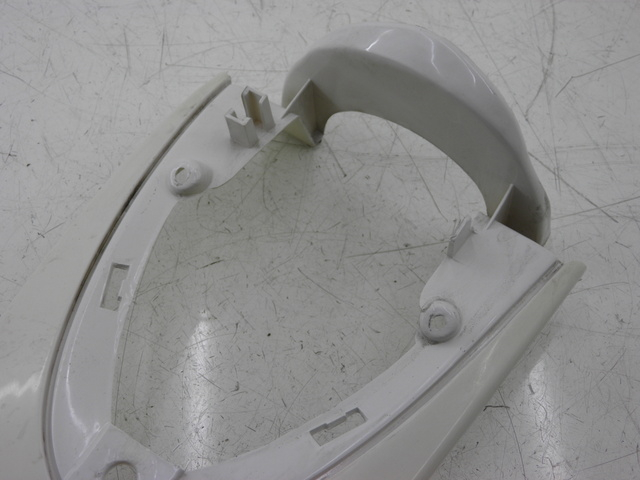 photo de CARENADO FRONTAL EUROCKA RETRO 50 (2007 - 2014) - Detalles de los puntos de fijación