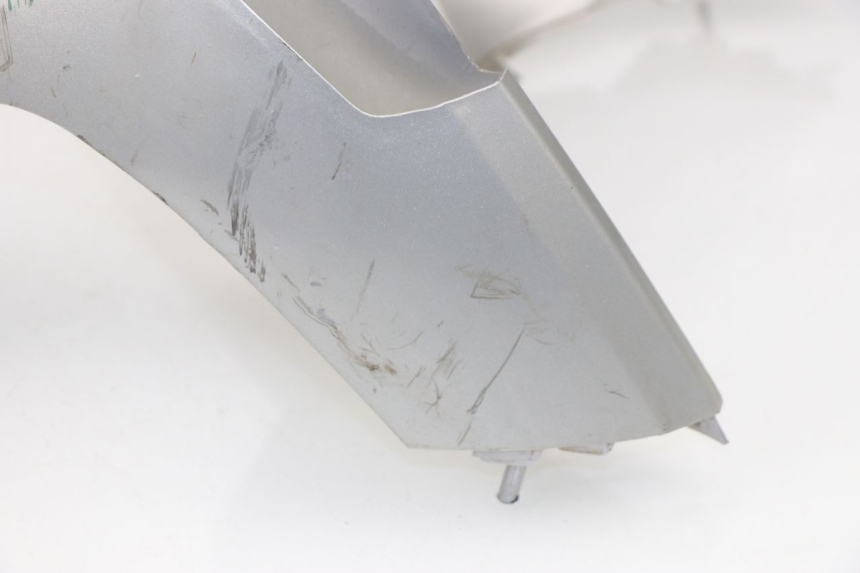 photo de CARENADO FRONTAL REVATTO FUTURA GT 125 (2006 - 2008) - Primer plano de alta resolución