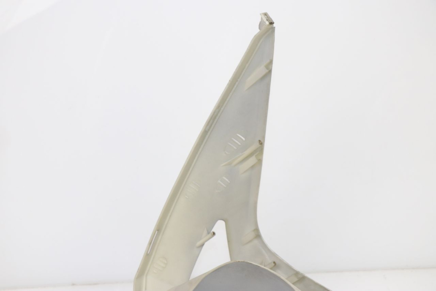 photo de CARENADO FRONTAL REVATTO FUTURA GT 125 (2006 - 2008) - Zoom estado de uso