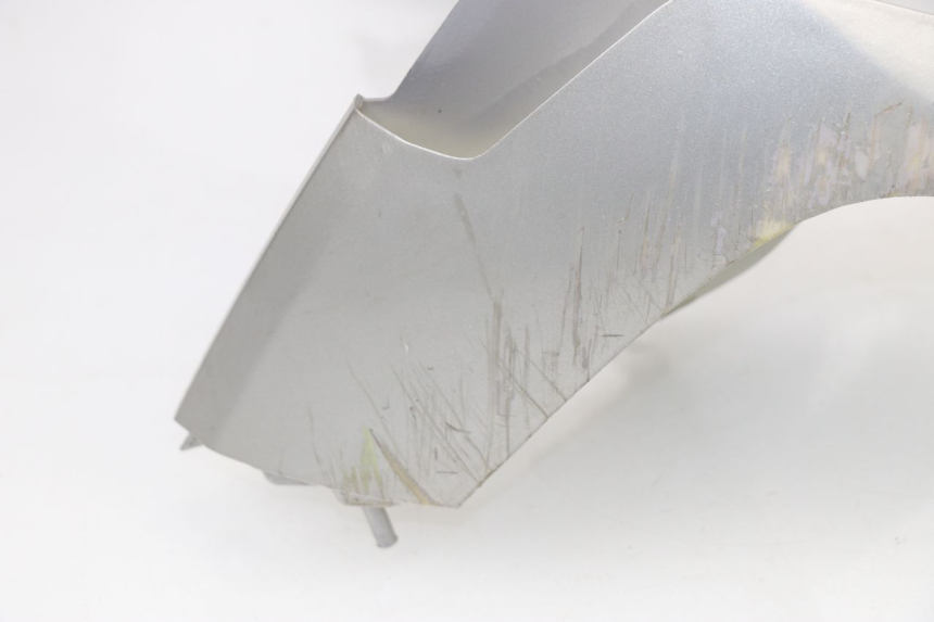 photo de CARENADO FRONTAL REVATTO FUTURA GT 125 (2006 - 2008) - Marcados y referencias originales