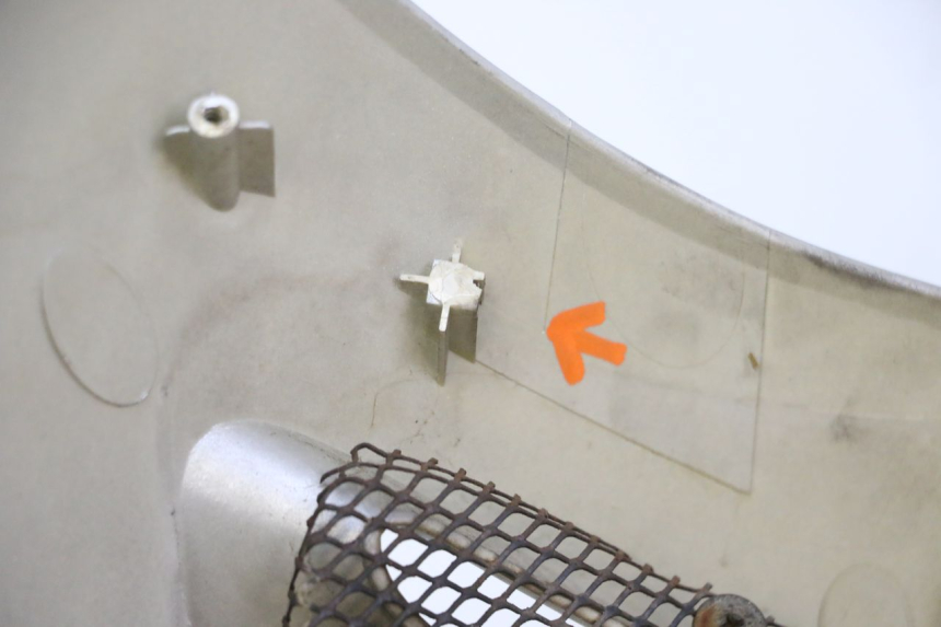 photo de CARENADO FRONTAL KYMCO GRAND DINK 125 (2002 - 2007) - Primer plano técnico