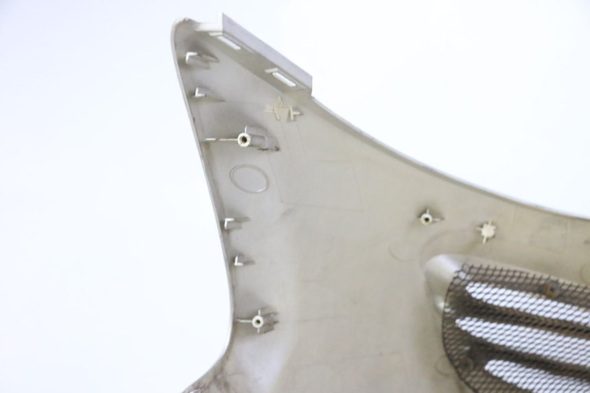 photo de CARENADO FRONTAL KYMCO GRAND DINK 125 (2002 - 2007) - Marcados y referencias originales