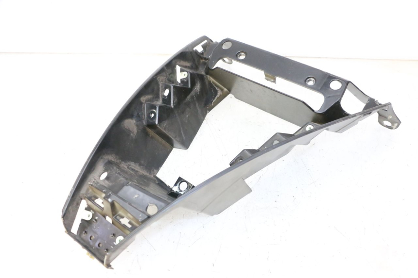 photo de FRENTE INFERIOR PEUGEOT CITYSTAR 50 (2013 - 2017) - Detalles de los puntos de fijación