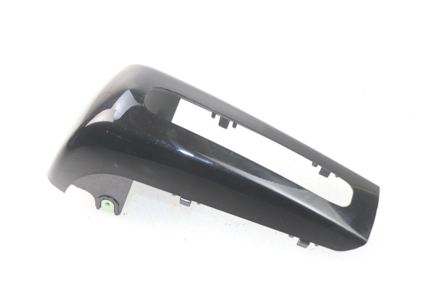 photo de CARENADO FRONTAL BAJO PEUGEOT METROPOLIS 400 (2017 - 2020) - Vista principal