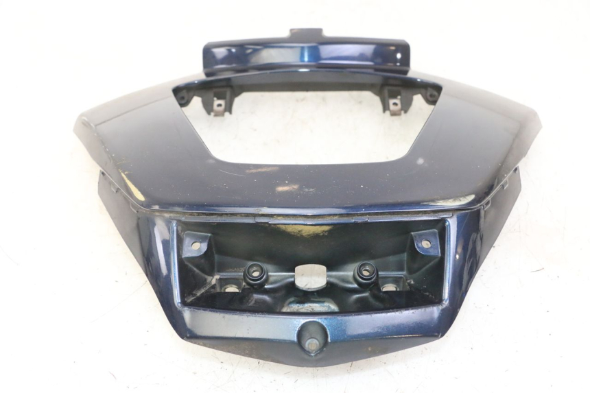 photo de CARENADO FRONTAL BAJO PIAGGIO MP3 LT 300 (2010 - 2016) - Detalles de los puntos de fijación