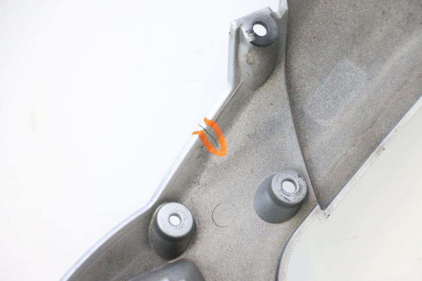photo de CARENADO FRONTAL BAJO PIAGGIO MP3 125 (2006 - 2014) - Vista general del producto