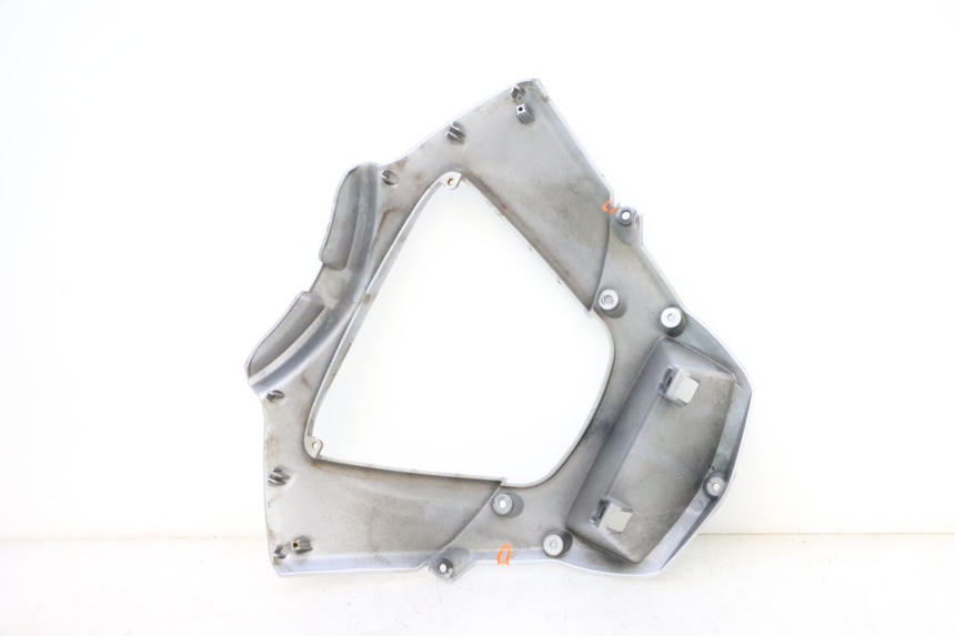 photo de CARENADO FRONTAL BAJO PIAGGIO MP3 125 (2006 - 2014) - Estado de la superficie y material