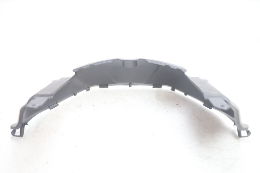 photo de CARENADO FRONTAL INTERIOR SUZUKI BURGMAN EXECUTIVE ABS 650 (2006 - 2012) - Detalle de la pieza