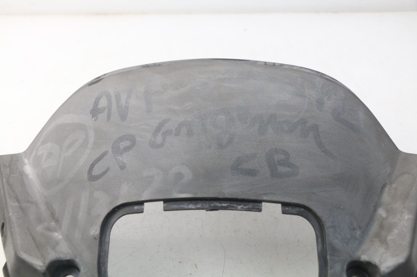 photo de CARENADO FRONTAL INTERIOR KYMCO DINK STREET 125 (2009 - 2014) - Otra perspectiva