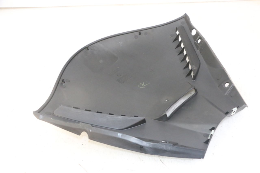 photo de CARENADO FRONTAL INTERIOR HONDA FORZA ABS 300 (2013 - 2017) - Zoom estado de uso