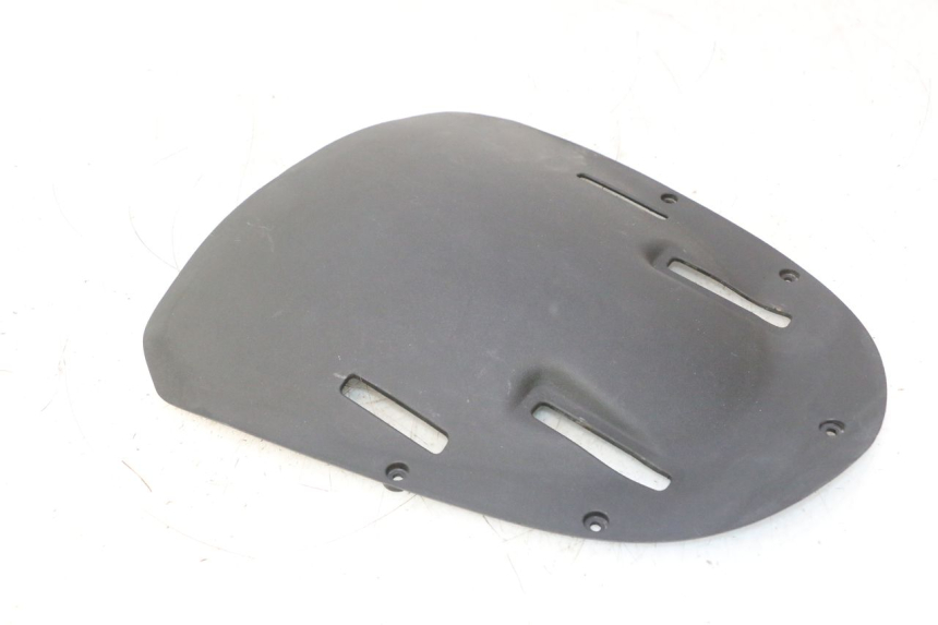 photo de CARENADO FRONTAL INTERIOR GILERA GP 800 (2007 - 2013) - Detalle de la pieza