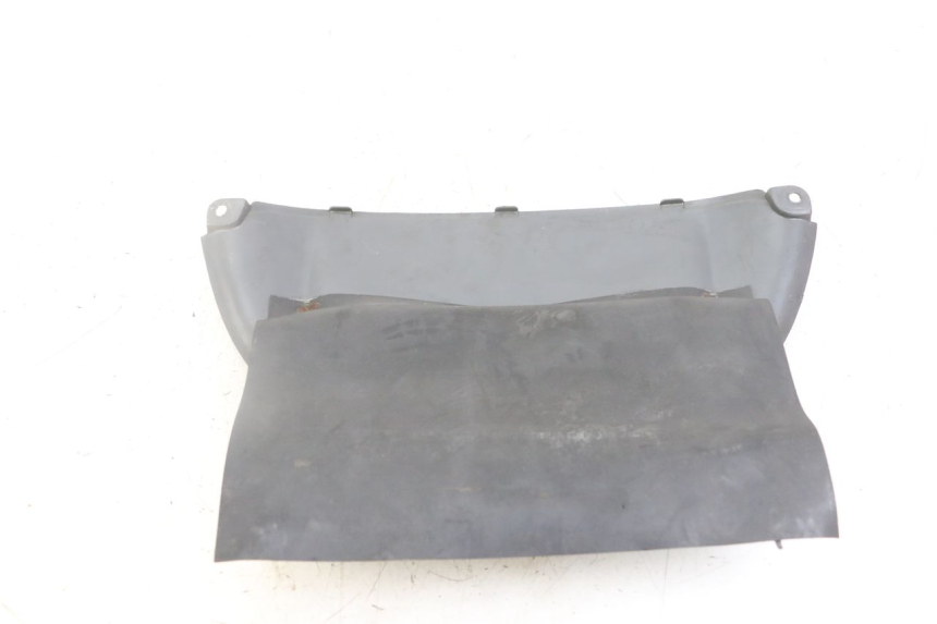 photo de CARENADO FRONTAL INTERIOR HONDA CBR F 1000 (1993 - 1996) - Primer plano técnico