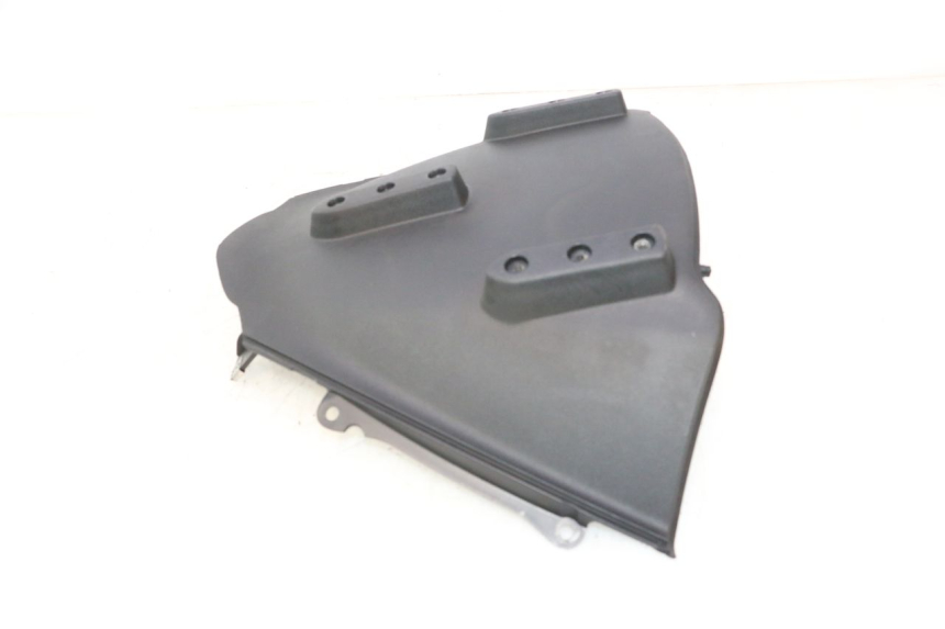 photo de CARENADO FRONTAL INTERIOR PIAGGIO MP3 500 (2016 - 2018) - Estado de la superficie y material