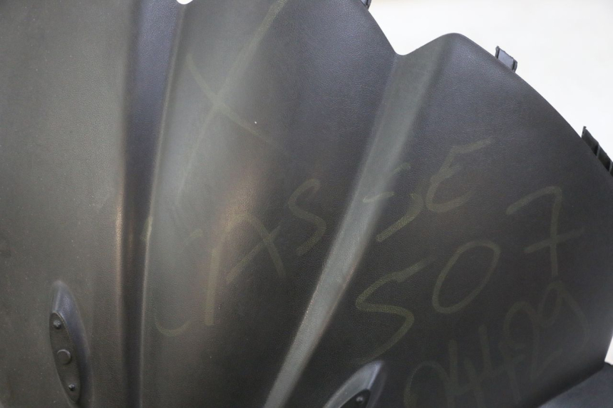 photo de CARENADO INTERIOR PEUGEOT CITYSTAR 125 (2011 - 2017) - Otra perspectiva