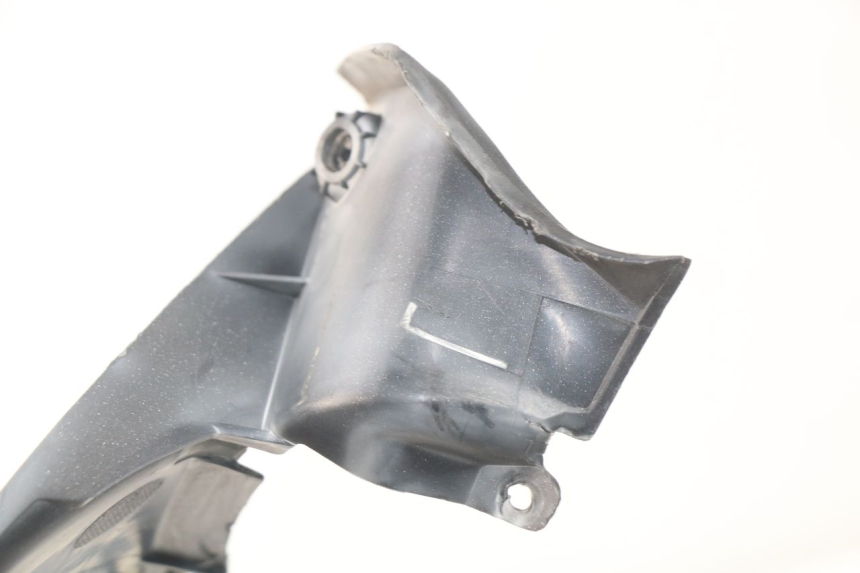 photo de CARENADO FRONTAL INTERIOR PEUGEOT SATELIS 300 (2012 - 2015) - Zoom estado de uso