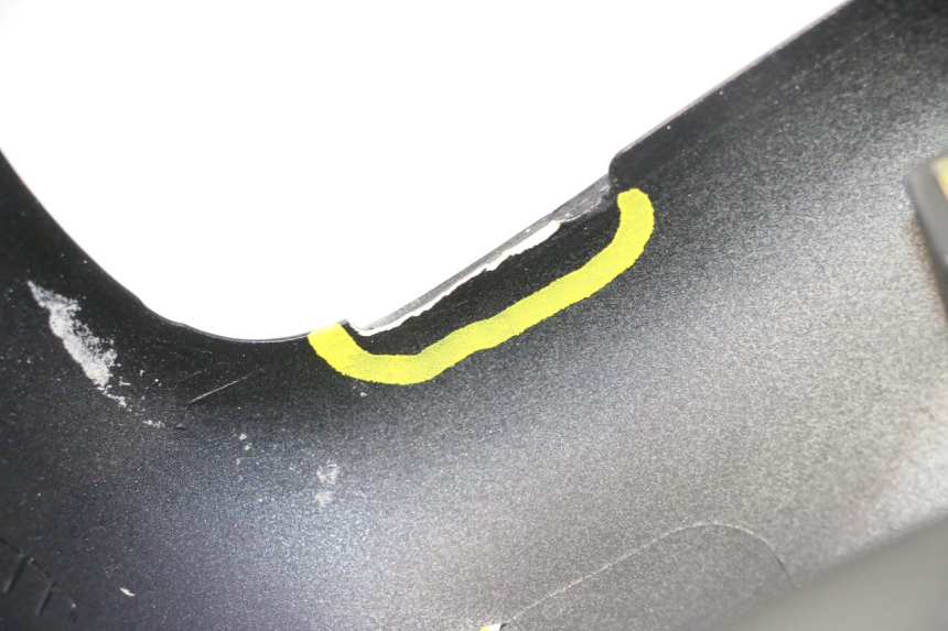 photo de CARENADO FRONTAL PIAGGIO LIBERTY 125 (1998 - 2008) - Primer plano técnico