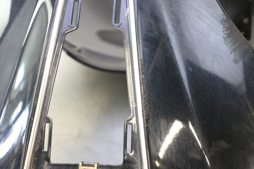 photo de CARENADO FRONTAL PIAGGIO LIBERTY 125 (1998 - 2008) - Marcados y referencias originales