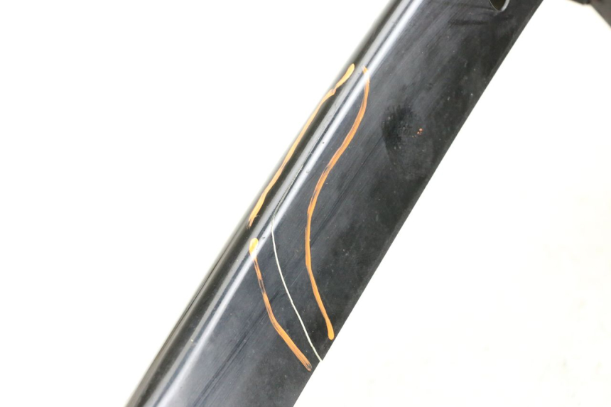 photo de CARENADO FRONTAL MBK MACH G AC 50 (2002 - 2014) - Estado de la superficie y material