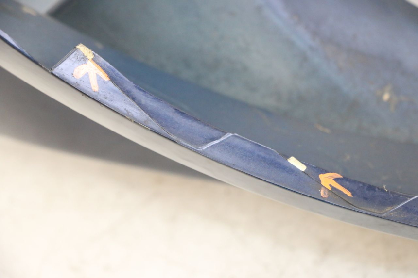 photo de CARENADO FRONTAL PIAGGIO MP3 LT 300 (2010 - 2016) - Características distintivas