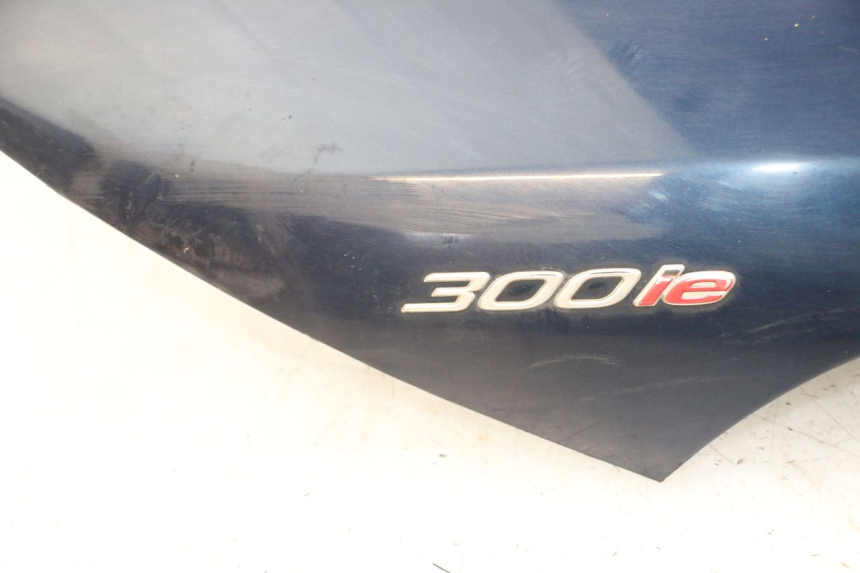 photo de CARENADO FRONTAL PIAGGIO MP3 LT 300 (2010 - 2016) - Foto de producto adicional