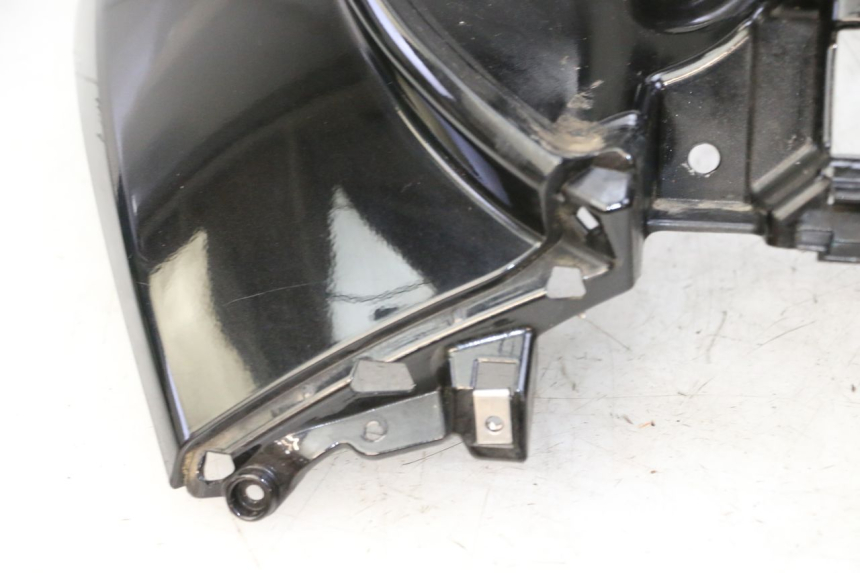 photo de CARENADO FRONTAL PIAGGIO MP3 LT 300 (2010 - 2016) - Inspección visual detallada