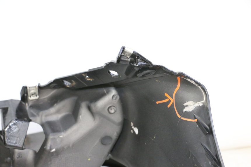 photo de CARENADO FRONTAL PIAGGIO MP3 LT 300 (2010 - 2016) - Zoom estado de uso