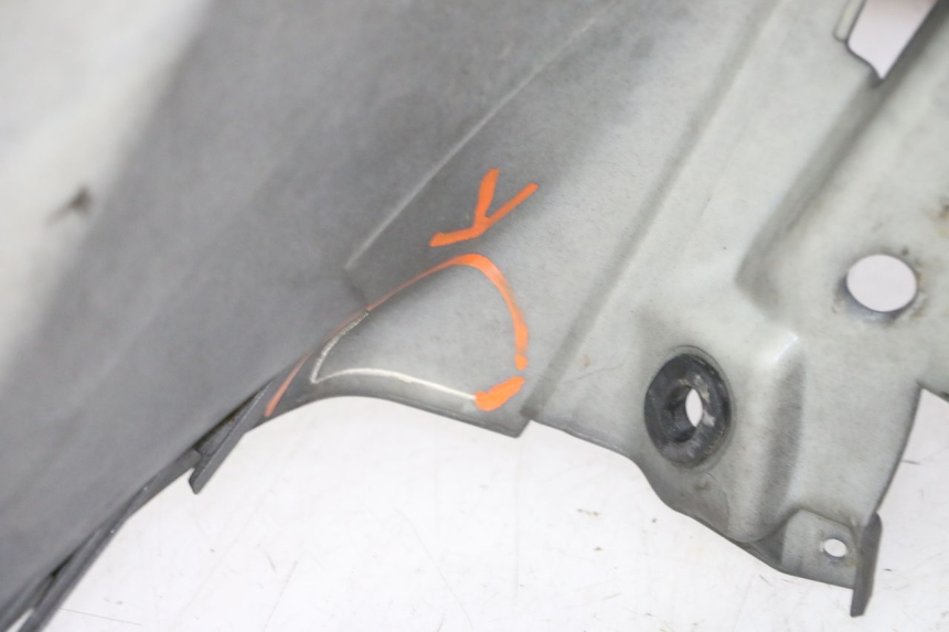 photo de CARENADO FRONTAL PIAGGIO MP3 500 (2011 - 2015) - Estado de la superficie y material