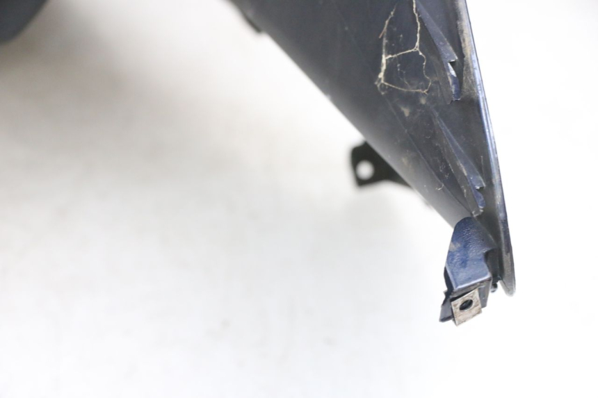 photo de CARENADO FRONTAL PIAGGIO MP3 RL 250 (2006 - 2010) - Primer plano de alta resolución