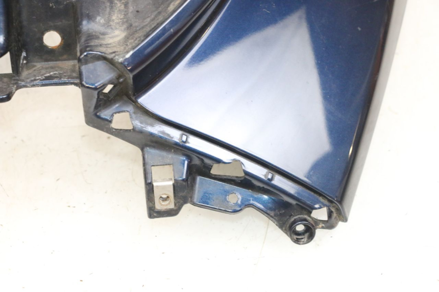 photo de CARENADO FRONTAL PIAGGIO MP3 RL 250 (2006 - 2010) - Detalle de la pieza