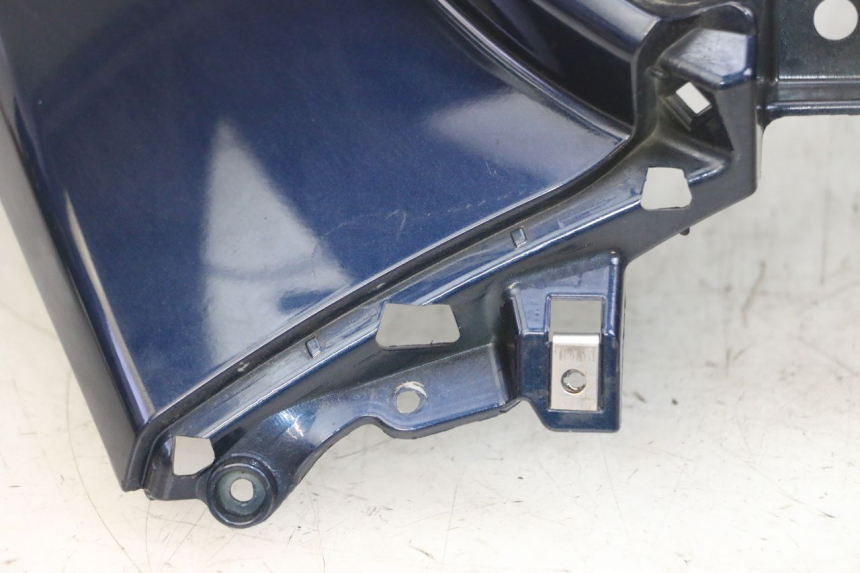 photo de CARENADO FRONTAL PIAGGIO MP3 RL 250 (2006 - 2010) - Otra perspectiva