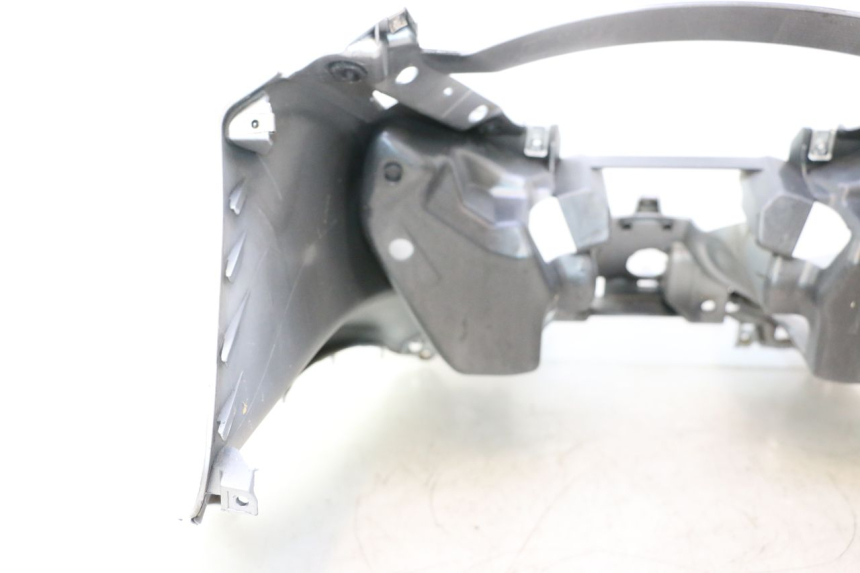 photo de CARENADO FRONTAL PIAGGIO MP3 125 (2006 - 2014) - Detalle de la pieza