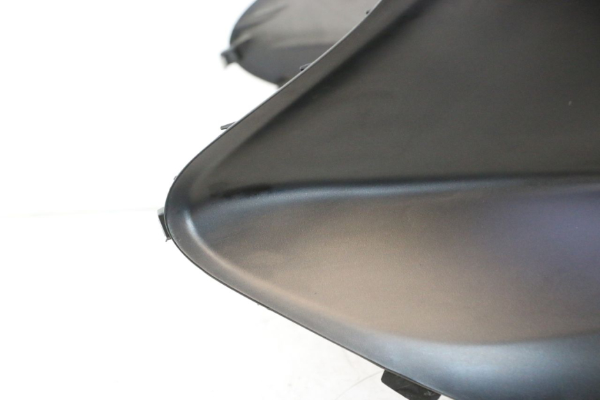 photo de CARENADO FRONTAL PIAGGIO MP3 500 (2016 - 2018) - Características distintivas