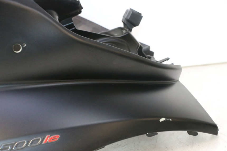 photo de CARENADO FRONTAL PIAGGIO MP3 500 (2016 - 2018) - Primer plano de alta resolución
