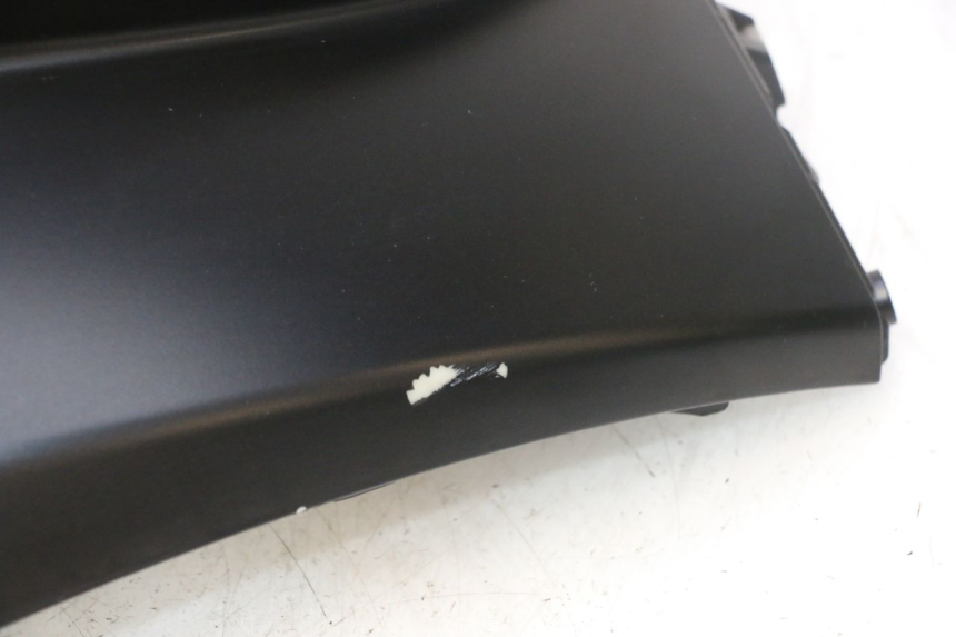 photo de CARENADO FRONTAL PIAGGIO MP3 500 (2016 - 2018) - Foto de producto adicional