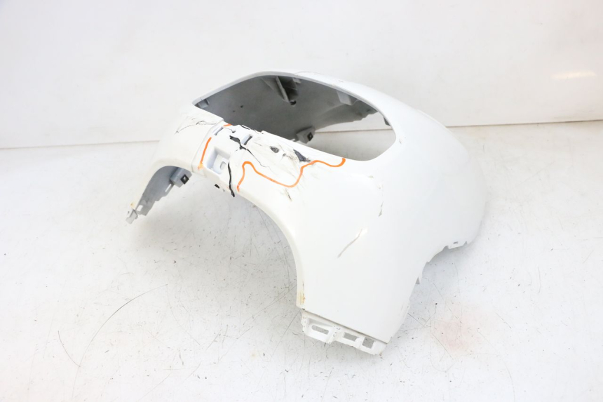 photo de CARENADO FRONTAL YAMAHA NEO'S CORE 1 (2022 - 2026) - Zoom sobre los componentes