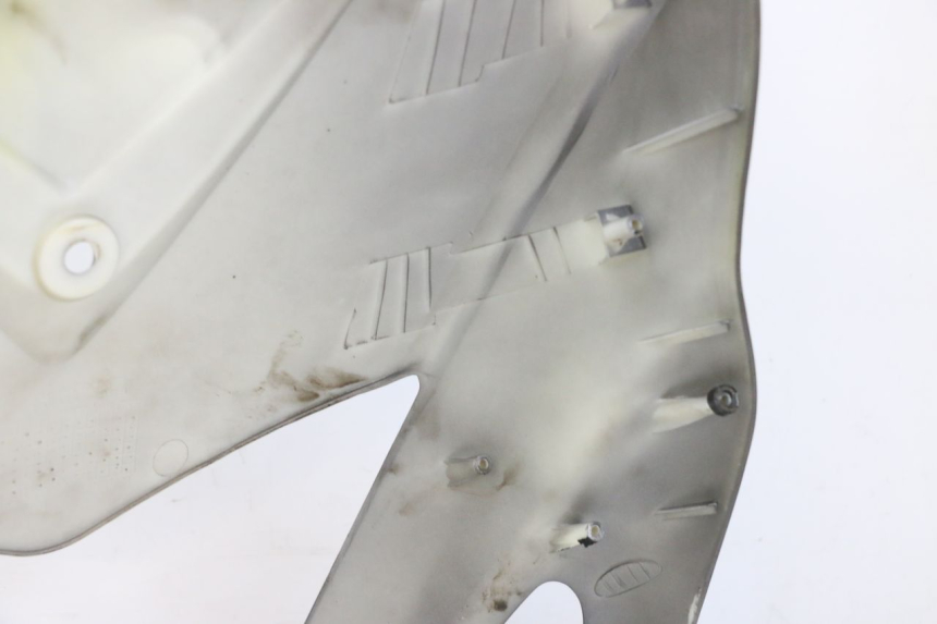 photo de FRENTE. TNT MOTOR ROMA 10' 4T 50 (2019 - 2022) - Primer plano técnico