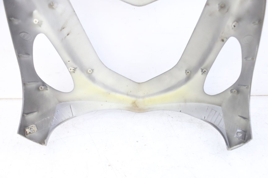 photo de FRENTE. TNT MOTOR ROMA 10' 4T 50 (2019 - 2022) - Detalles de los puntos de fijación