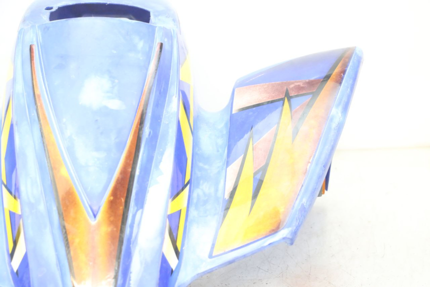 photo de CARENADO FRONTAL HYTRACK S 150 (2003 - 2011) - Características distintivas