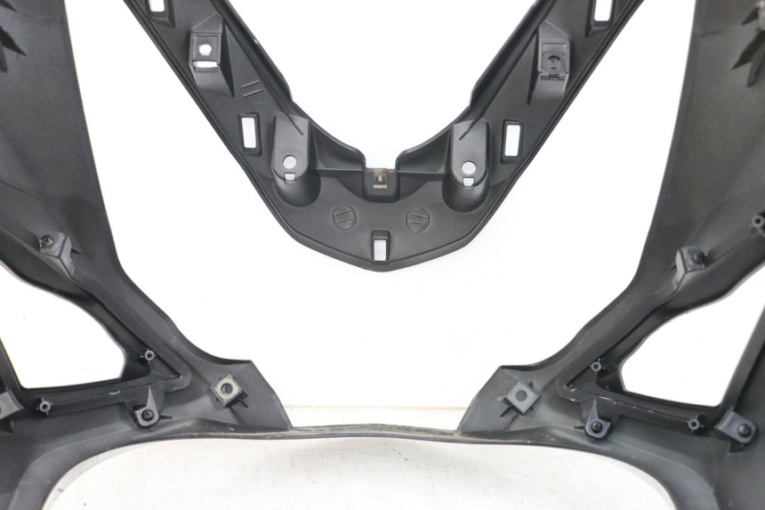 photo de FRENTE. DAELIM S3 125 (2010 - 2017) - Estado de la superficie y material